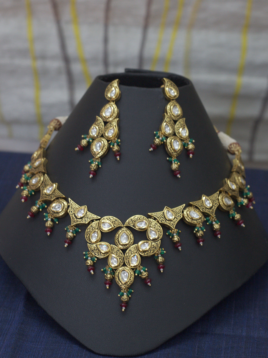 Traditional Set